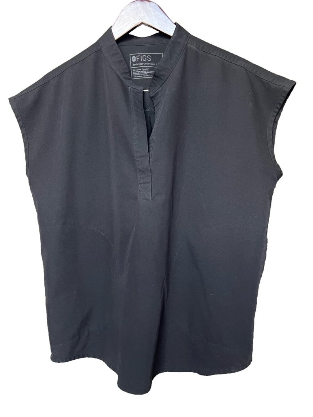 FIGS Black Rafaela Oversized Scrub Top Medium